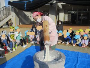 まつがね保育園もち